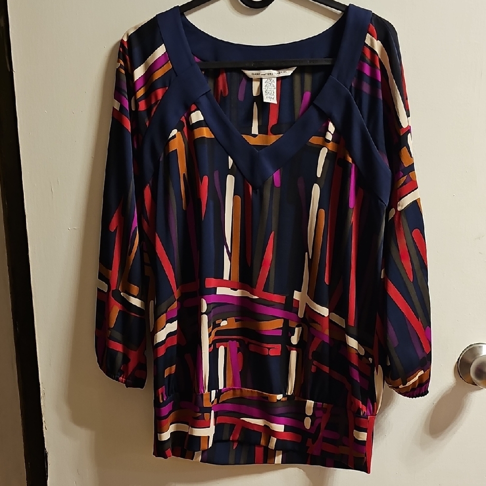 Diane Von Furstenberg (DVF) Multicolor Geometric Silk Women's Top.Sz.0
